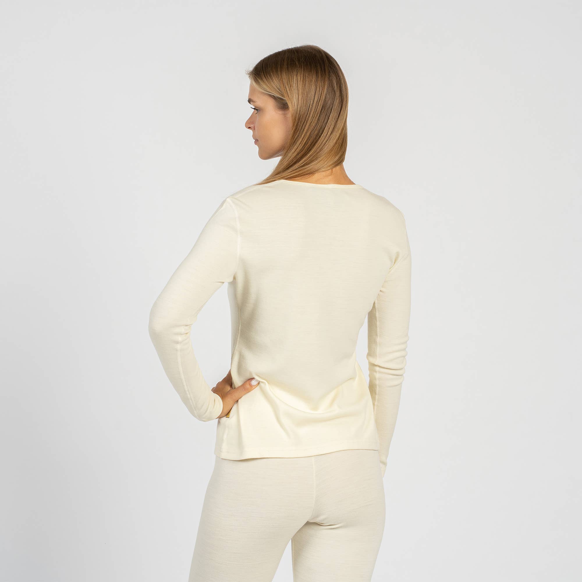 100 % Women's Merino Wool long sleeve top - Menique UK
