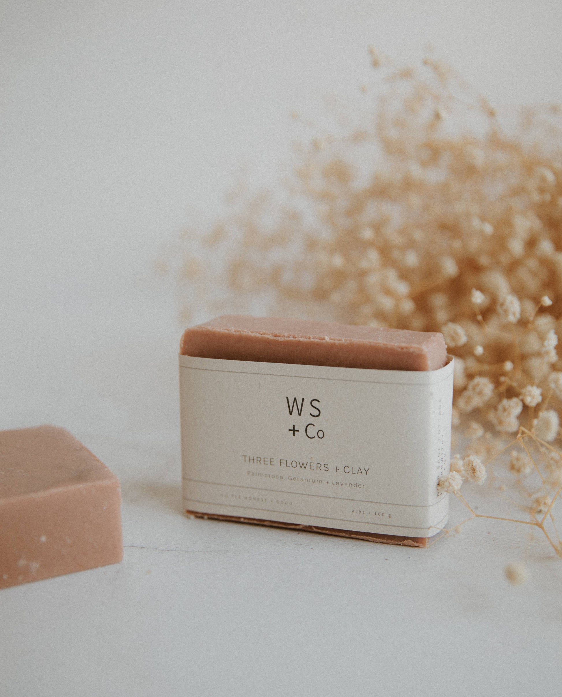 100% Natural Three Flowers & Clay Soap