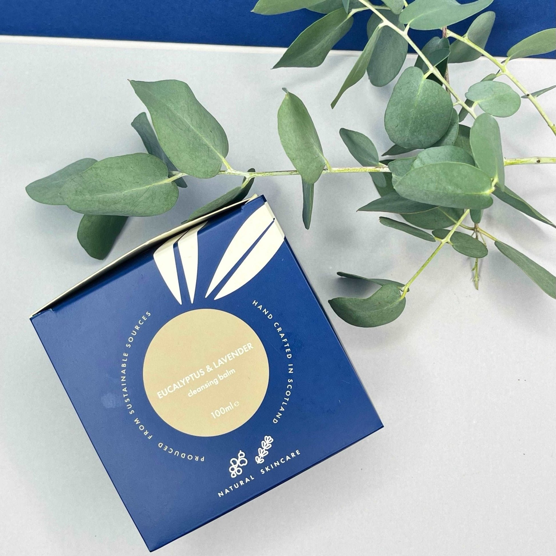 Eucalyptus & Lavender Comforting Cleansing Balm - White Rabbit